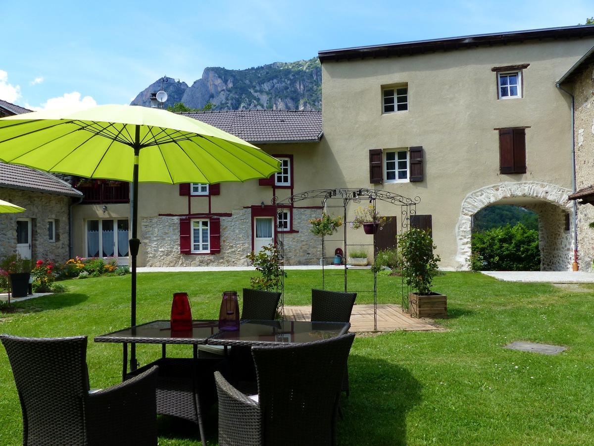 Maison D'Hotes Du Domaine Fournie Тараскон-сюр-Арьеж Экстерьер фото